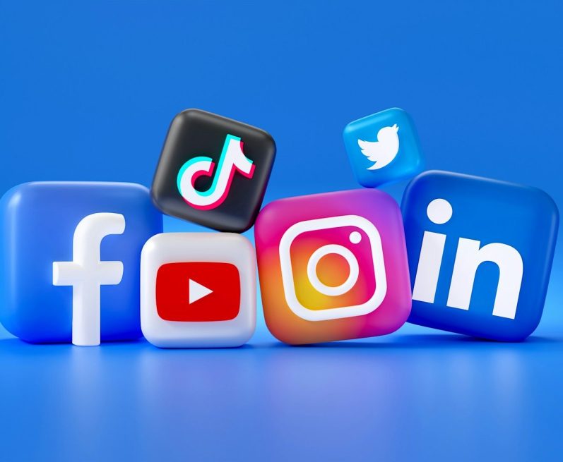 Social Media Marketing Social-Media-Marketing für Unternehmen in Weinheim – Reichweite und Recruiting